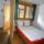 2 pers. kamer + slaapbank met eigen douche en toilet op 2e verdieping