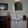 kamer met wastafel, prive etage douche/toilet