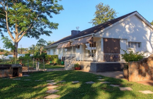 White Porch Guest House