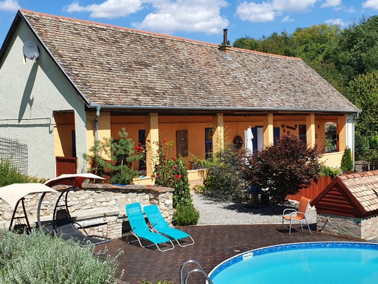 Casa Mama