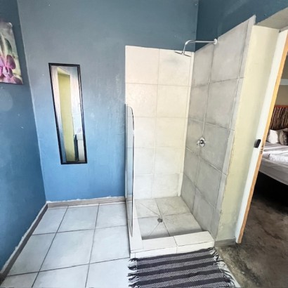 Woodpecker Guest House - Family Rooms
