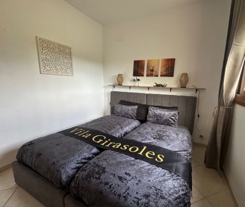Vila Girasoles